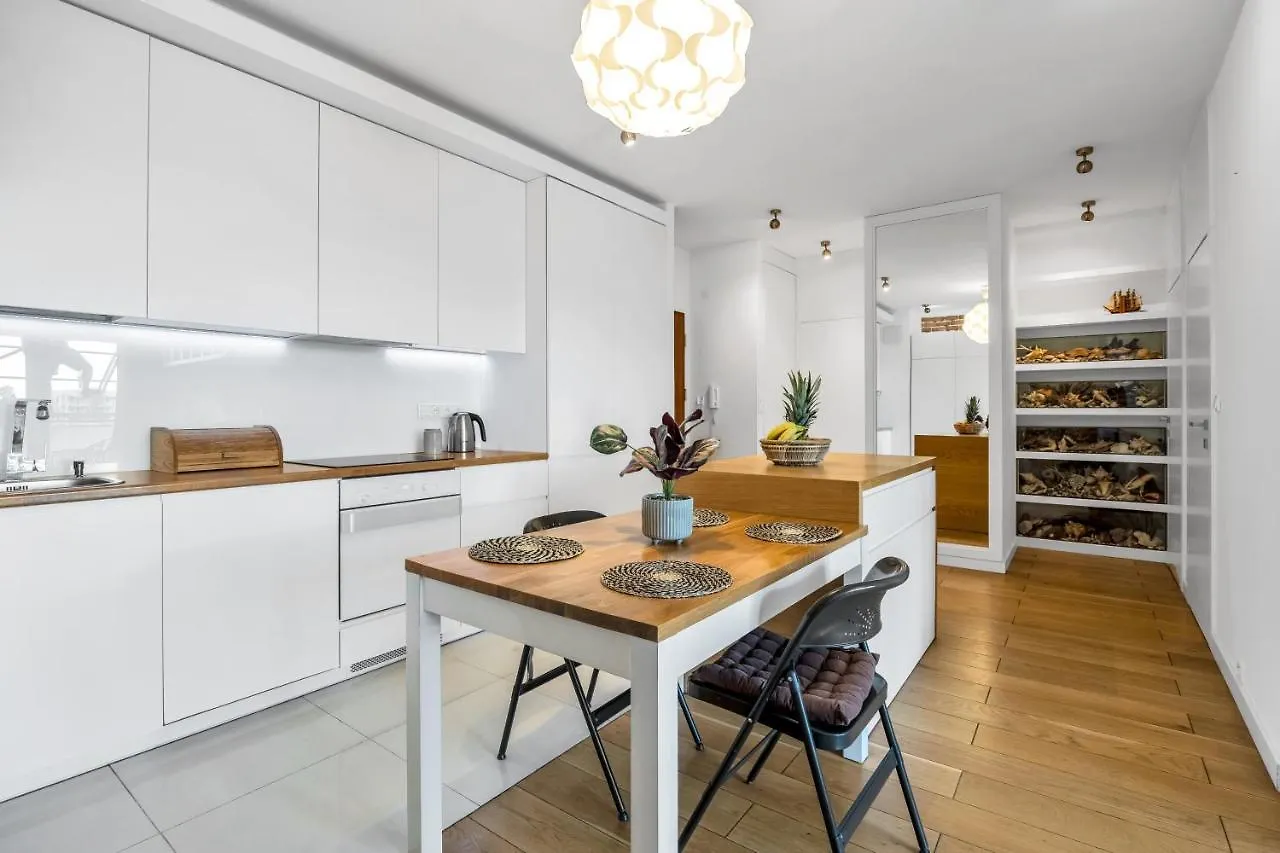 Spacious 2 Bedroom Ac Dalanowska 46 Warsaw 0*,